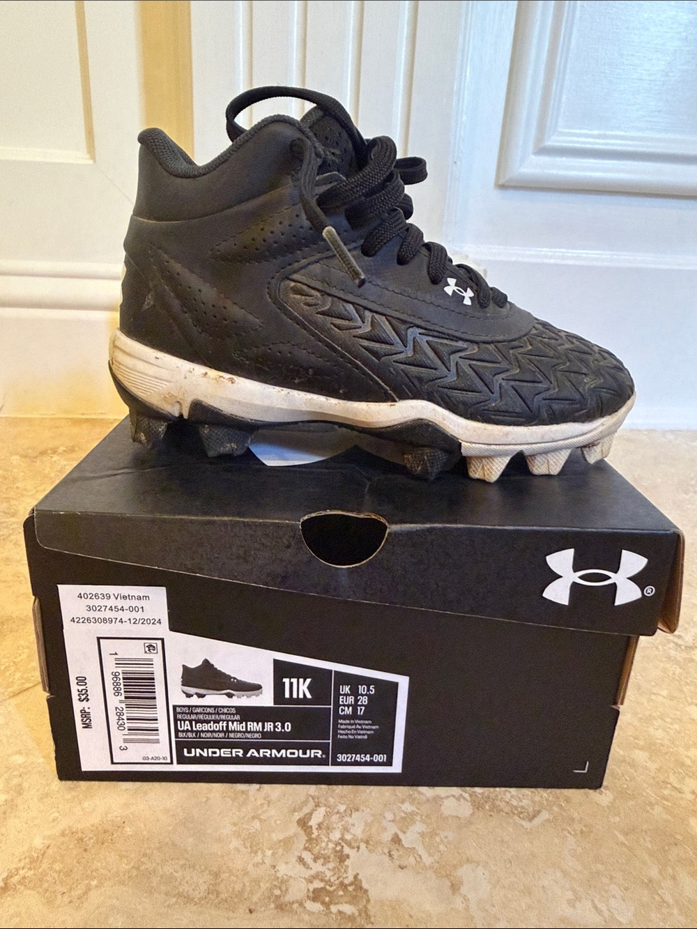 Under Armour Kids Black and White Cleats - High-Top Traction